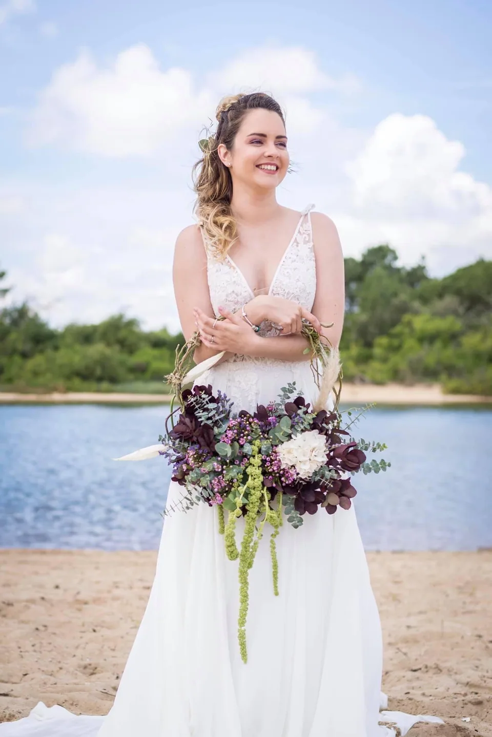 Portrait de mariée en extérieur