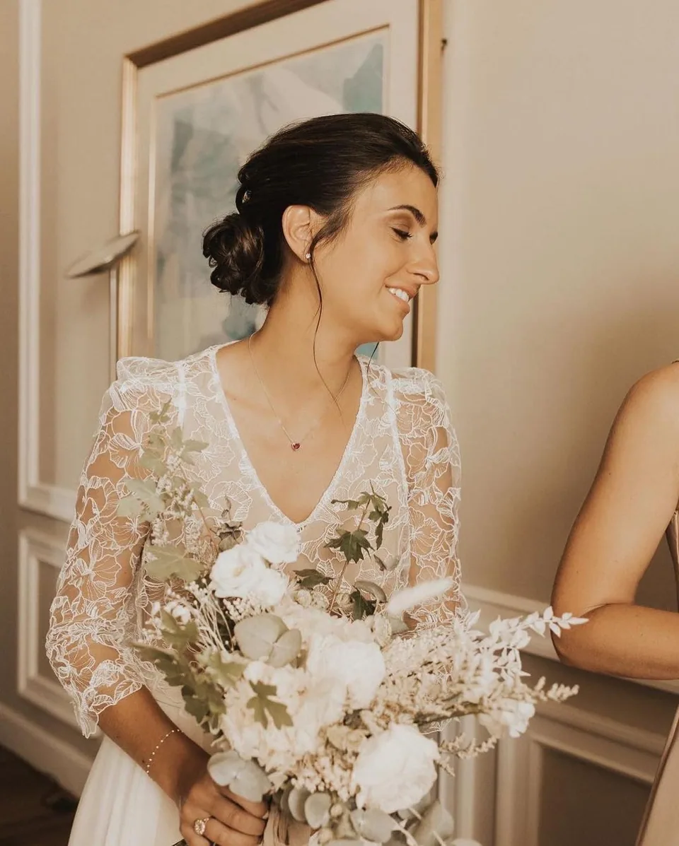 Portrait de mariée en intérieur